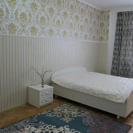 Arabesque Accommodation Oda ve Kahvaltı Prag