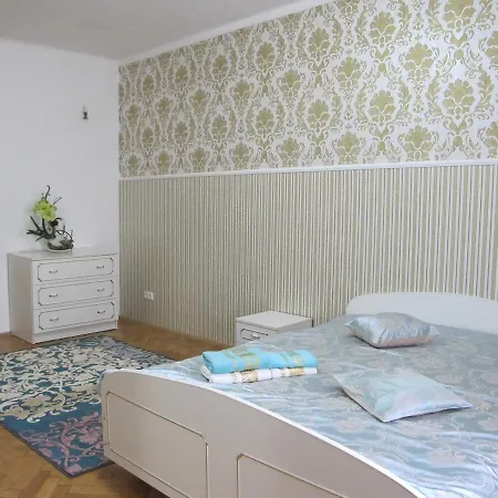 Oda ve Kahvaltı Arabesque Accommodation Prag